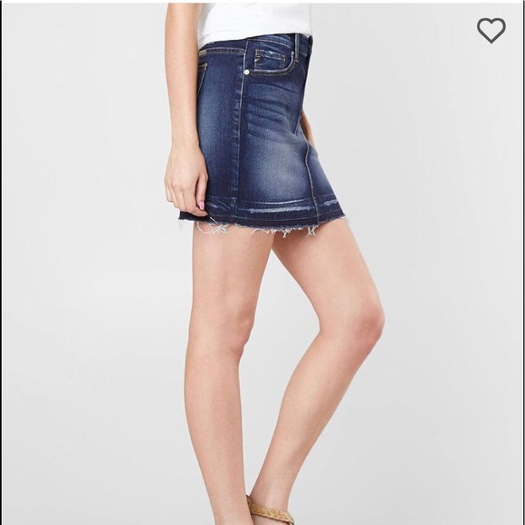 KanCan Zuma frayed denim skirt 9/28 - Picture 2 of 7